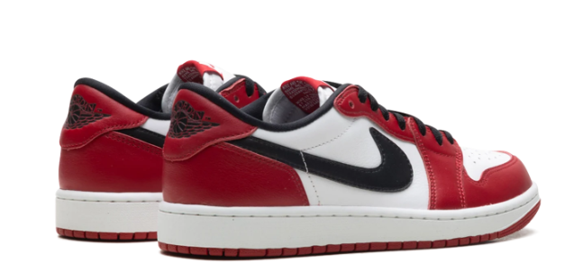 Air Jordan 1 Low OG 'Chicago' Sneakers - Varsity Red/Black/Summit White