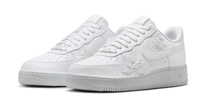 Nike Air Force 1 '07 Sneakers - White/White/White (DD8959-100)