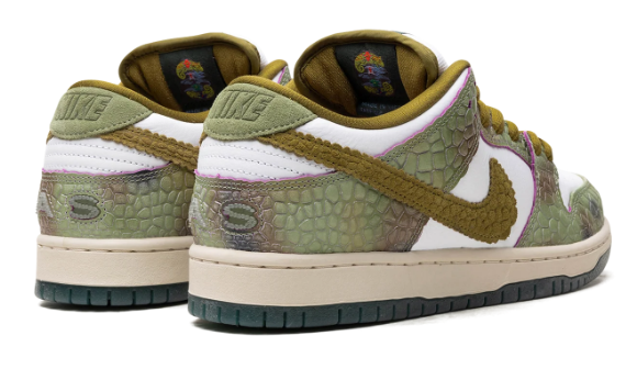 Nike SB Dunk Low Alexis Sablone Chameleon